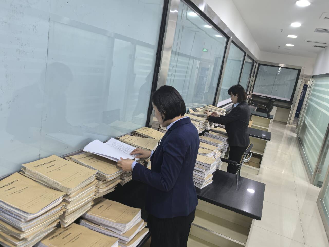 档案堆成山？专业服务商教你轻松“拆解”